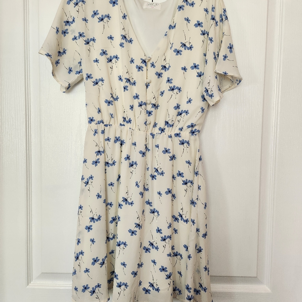 Flower Sundress - Picture 4 of 6
